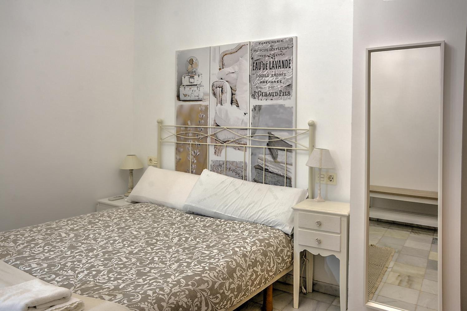 Apartamento En Calle Regla Sanz Севилья Экстерьер фото